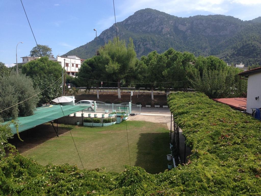 Nana Hotel Kamena Vourla Exterior photo